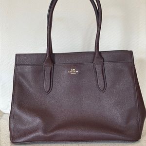 Coach Tote Purse Burgundy USED. Great condition